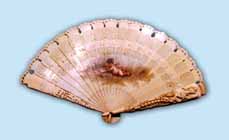 Abanico Barajas. Marfil. s. XIX. Medidas: 23,5/42,5 cm