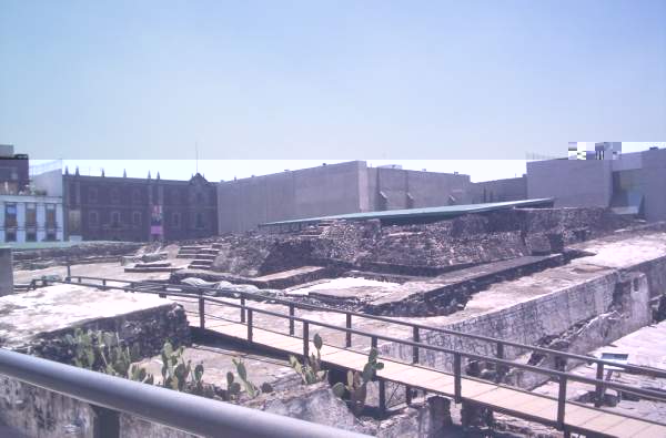 Excavacin del Templo Mayor en el Zcalo