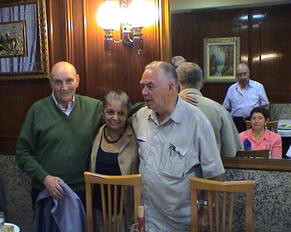 Escritor espa�ol Marcos Ana con Adys y Froil�n