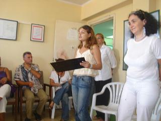 Roberto Casella, Maria Luisa Giglio, Celia Mar�a Gonz�lez e Ida Garberi, durante las palabras de agradecimiento