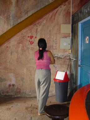 Los visitantes pueden plasmar sus firmas e iniciativas. Foto: L�zaro David Najarro Pujol