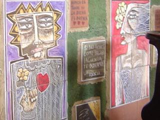 Oscar Rodr�guez Lasseria, ha llevado a su obra numerosos refranes populares. Foto: L�zaro David Najarro Pujol