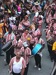 Desfile de una conga